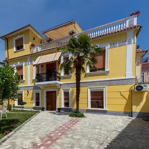 Palma Center Guest house
