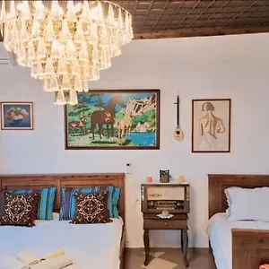 Alvaro Kadiu Guest house